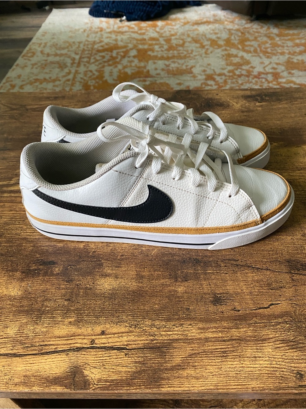 Women’s Nike Court Legacy Sneakers – White/Black/Mustard – Size 9.5 - Picture 3 of 9